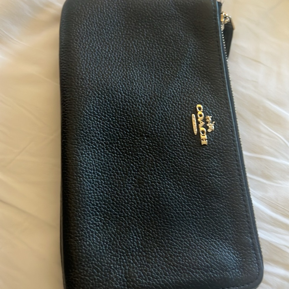 🐴Coach🐴 Black Leather Wristlet - Picture 8 of 8